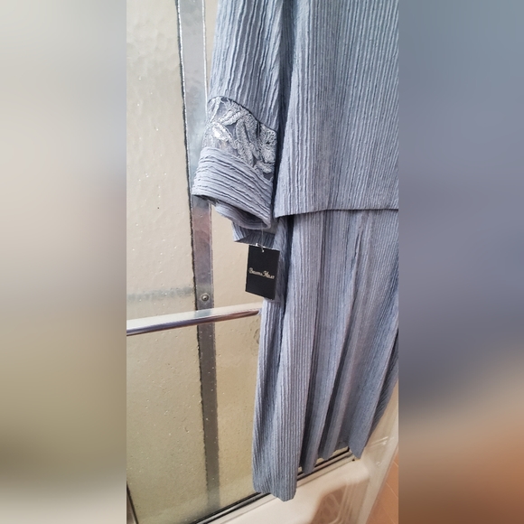 NWT Brianna Milay Beautiful 2P Dress Set; Sz 16, Artic Color;Zip Closure. $90 - Picture 5 of 15